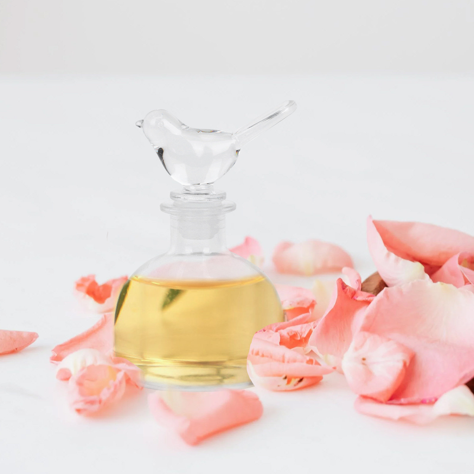 세련되고 심플한 디자인의 유리 향수병 2개 세트. DI - Home Fragrance Usa 리뷰 및 가격