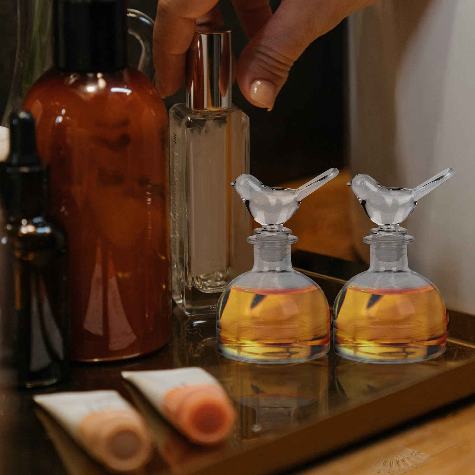 세련되고 심플한 디자인의 유리 향수병 2개 세트. DI - Home Fragrance Usa 리뷰 및 가격